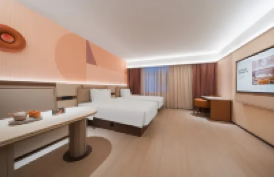 Orange Hotel (Kaifeng Gulou Kaifeng Station)
