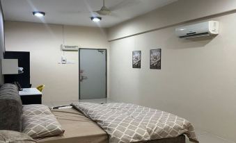 The Suncity Inn