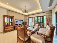Blue Cloud Seaside Holiday Apartment (Lingshui Qingshui Bay Branch)