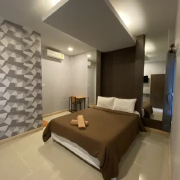 The Room Hotel Kamphaengphet Hotels near Kamphaeng Phet City Pillar Shrine