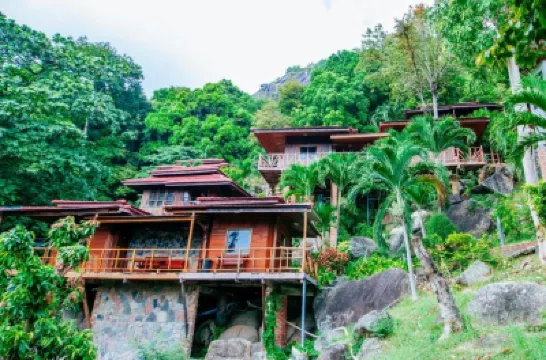 Venus Resort Hotels near Haad Rin Beach