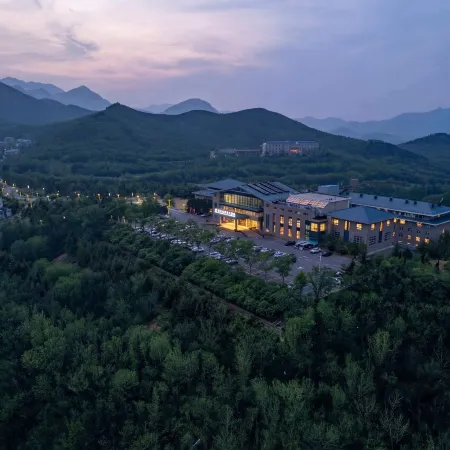 Zouping Snowflake Mountain Yiting Hotel (Yinghuashan High-speed Railway Station Branch)