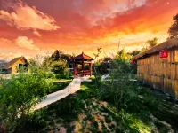 Lan Yu Gentle Breeze | Cloudscape Retreat ISLAE Oxygen-rich Garden Resort (Dikong Town Store) Hotels near Diqing Shangri-La Airport