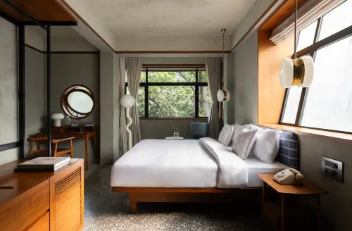 The Kin Hotel