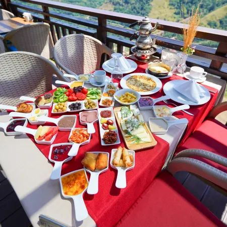 Sera Lake Resort Hotel Spa & Aparts