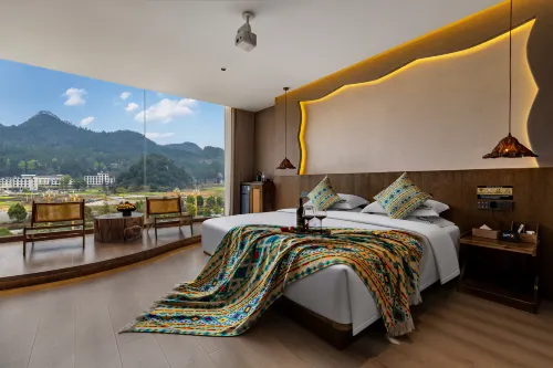 Shanhe Yue Wild Luxury Homestay (Libo Xiaoqikong Scenic Area West Gate)