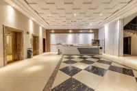 Xinning Jincheng Hotel (Langshan Avenue West Bus Station)