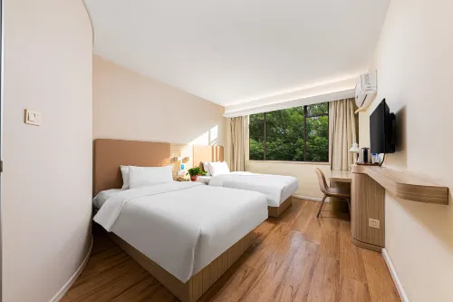 Jiujiang Nanhu Park Hotel (Jiujiang Railway Station Branch)