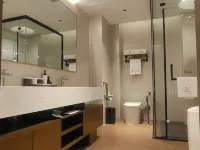 Linzhou Qiuquan Hotel (Hongqiqu Scenic Area) Hotels in Linzhou