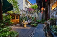Xuanyuan Viewing Courtyard B&B (Furong Town Scenic Area Branch) Hotel a 