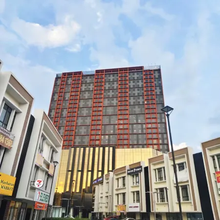 Piccadilly Greentown by Jun Residence