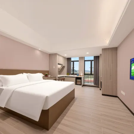 Mofang Apartment (Zhuhai Doumen Daxin Royal Hot Spring Branch) Отели рядом с достопримечательностью «Храм Цзиньтай»