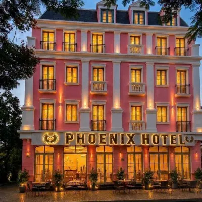 PHOENIX HOTEL โรงแรมใกล้หาดแคม