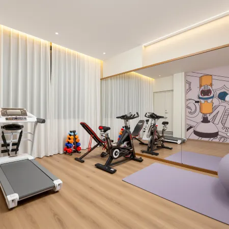 Wanda Yue Hotel (Pingtan Station Night Market, Longwangtou Beach)