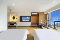 Wendefu Hotel (Guangzhou Beijing Road Tianzi Wharf) - parking