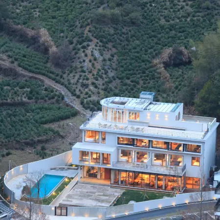 Mountain Whisper Homestay