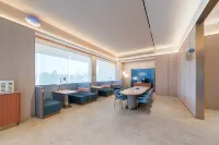 HanTing Hotel (Puyang County Shangyi Plaza) - ที่มีที่จอดรถ