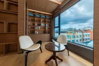 Island Hotel - Gym