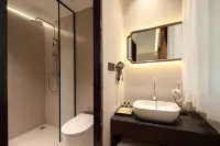 Ningfu Old Residence · Retreat · Elegant Residence with Bustling Street View (Pingyao South Street) - 3-Star