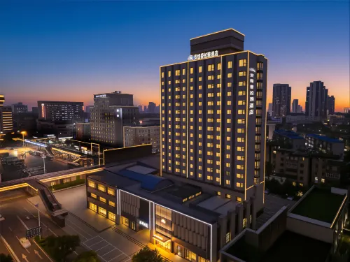 Homeinn · neo  (Xiangyang Railway Station) - Bãi đậu xe