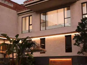 Quanzhou Lushi Homestay (West Street Kaiyuan Temple Branch)