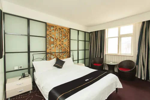 Light Living City Preferred Hotel (RT-Mart) - sarapan