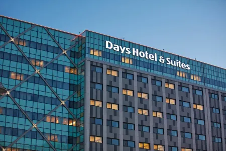 Days Hotel & Suites by Wyndham Incheon Airport Отели рядом с достопримечательностью «Yonggungsa Temple»