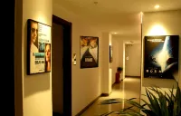 Oscar Theatre Hotel Hotels in Shilou