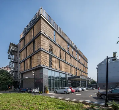 Wassim Hotel (Shanghai Chuansha Metro Station) Hotels near Shanghai Chuansha Xinxin Shopping Mall