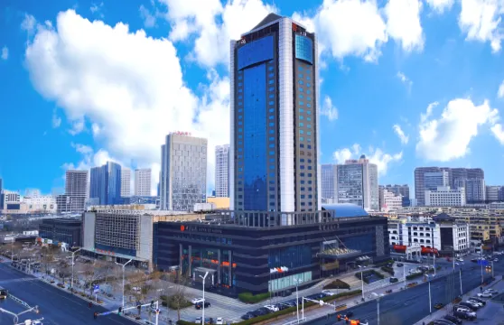 濰坊國際金融大酒店（世界風箏廣場世紀泰華購物廣場店）