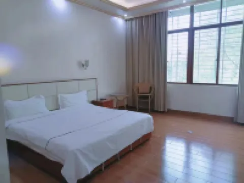 Xinyin Hotel Hotels near Longgang Beach