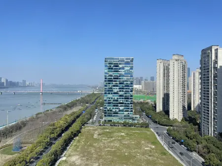 Crowne Plaza Hangzhou Riverside, an IHG Hotel