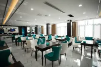 West Bund Hotel (Yishui Bus Station) - breakfast