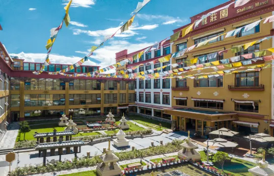 拉加里·雪龍莊園度假酒店