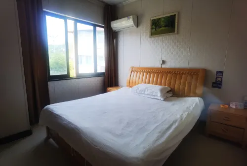 Xiaorong Hotel - Khách sạn giá rẻ