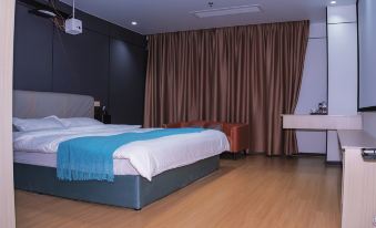 Moye Movie Hotel