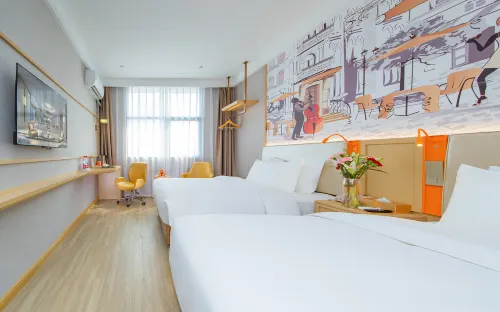 Weina Hotel (Tuanfeng Commercial Pedestrian Street)