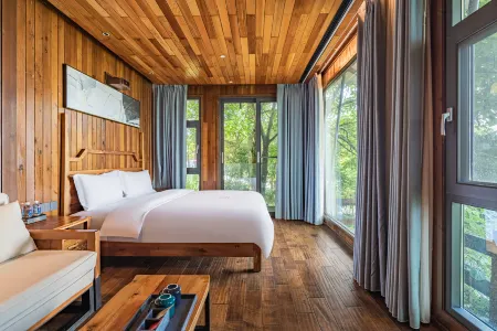 Rezen Retreat tianqiao xianju  Xianju (Jishou Aizhai Bridge Branch) Отели рядом с достопримечательностью «Aizhai Wonders Tourist Area»