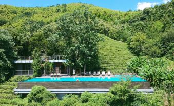 Meijie Mountain Hotspring Resort