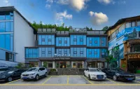 Manju B&B (East Gate of Fanjing Mountain Scenic Area)
