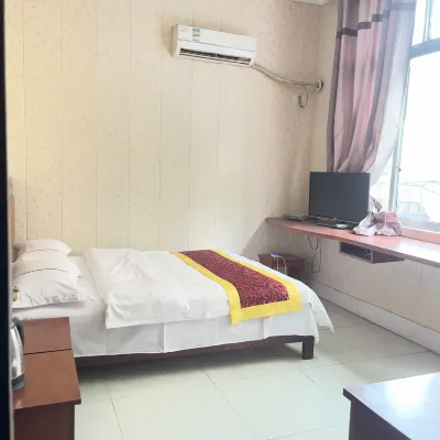 Luodian Longfu Hotel