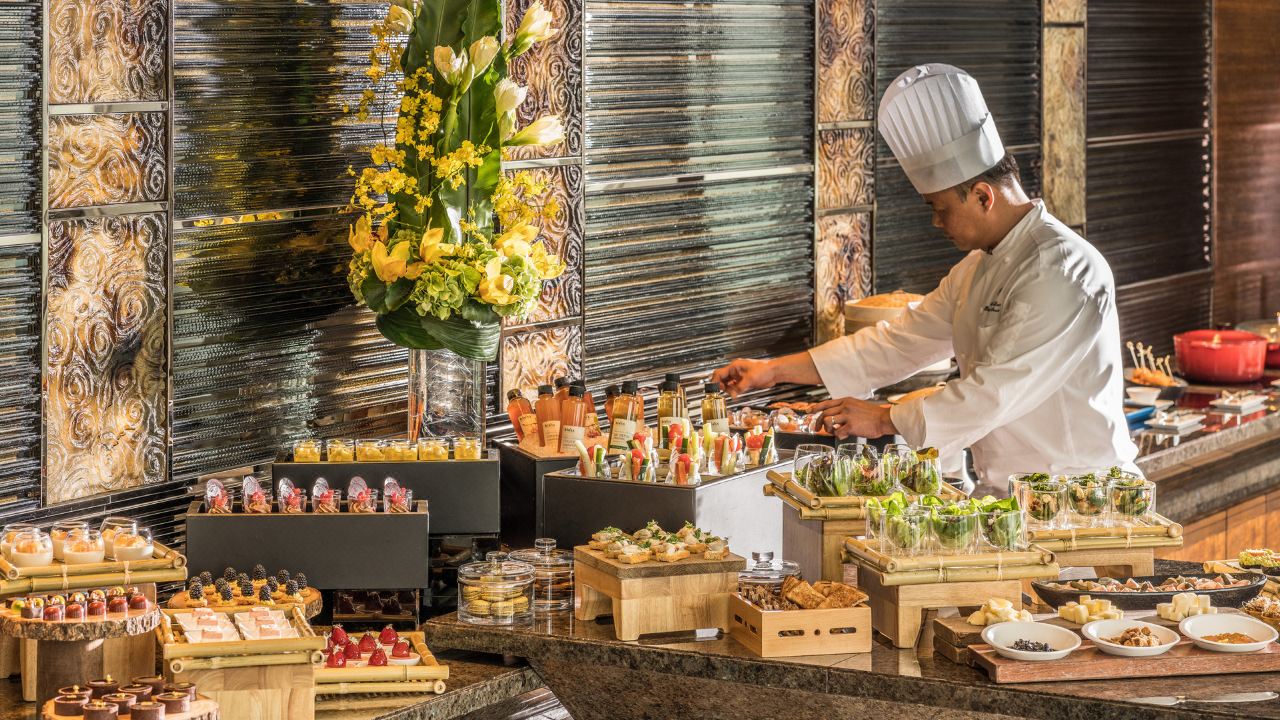 Four Seasons Hong Kong photo