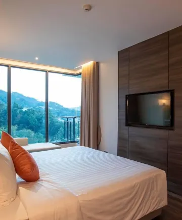 ห้องสวีท 1 ห้องนอน วิวสระว่ายน้ำ