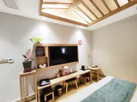 EGRET ART HOTEL