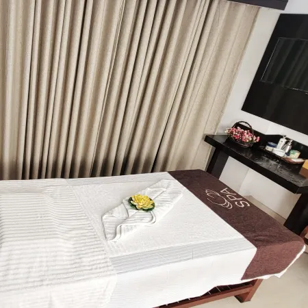 Hotel Afford Inn