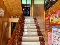 Zhaoxing Dongzhai Lv'anju Inn