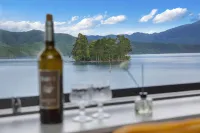 Lugu Lake Yuliuxi Waterfront Lake View Inn - Wi-Fi