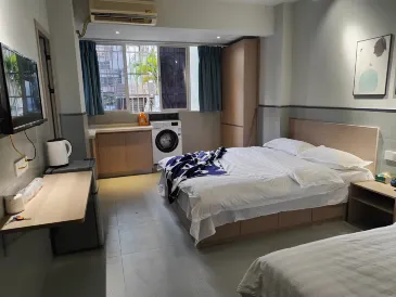 Lili Gongbei Port Apartment