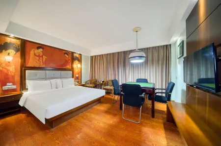 Holton Hotel (Yiwu International Trade City)
