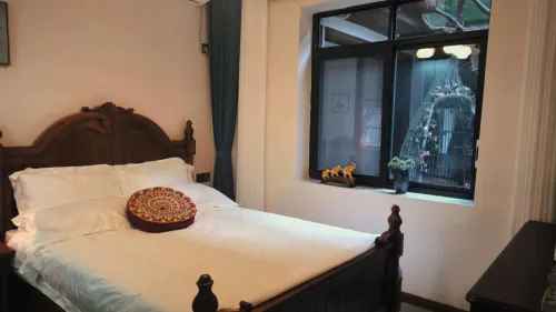 You love me, I want the inn